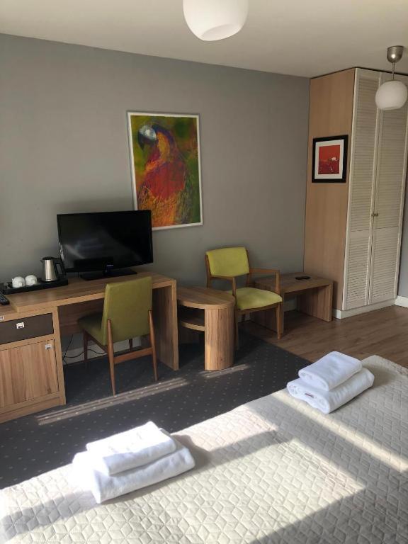Dom Mlynarza Hotel Zukczyn Ruang foto